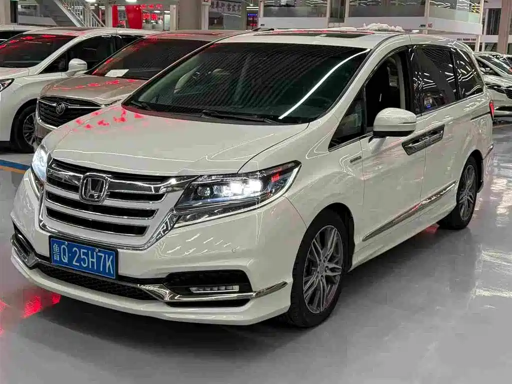Honda Elysion 2019 2.0L Hybrid Supreme Edition