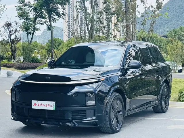 Li Auto Li L8 2024 Pro
