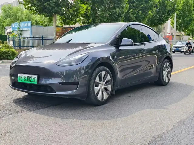 Tesla Model Y 2022 Facelift Rear-Wheel Drive Version