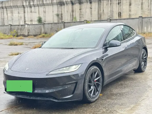 Tesla Model 3 2025 High-Performance All-Wheel Drive Edition