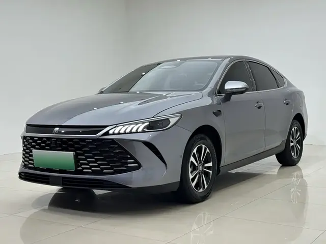 BYD Qin PLUS 2025 DM-i Smart Drive Edition 120KM Surpassing Type