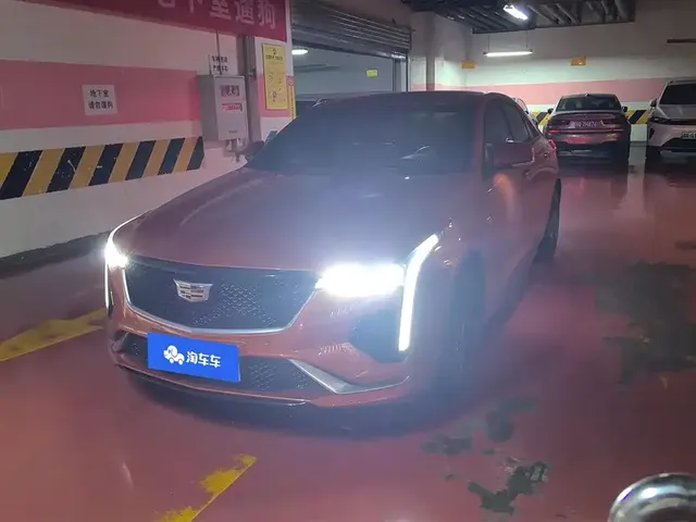 Cadillac CT4 2023 25T Luxury Model