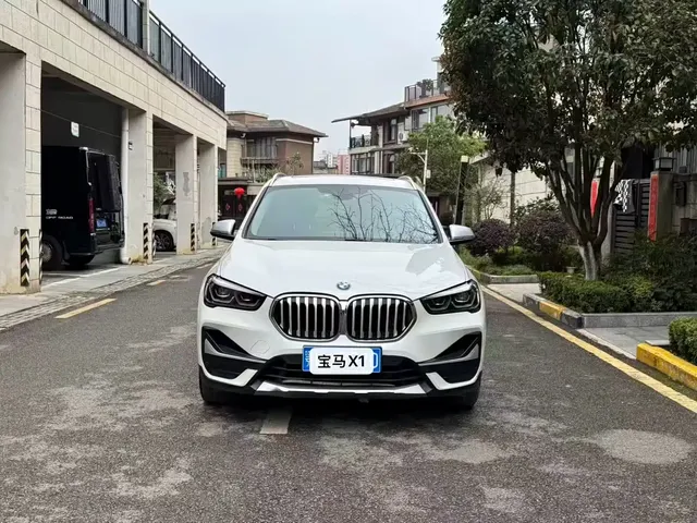 BMW X1 2022 sDrive20Li Premium
