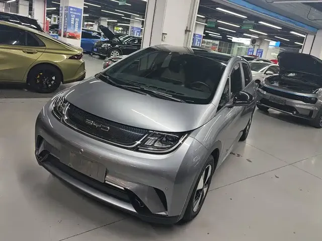 BYD Dolphin 2023 420km Fashion Edition
