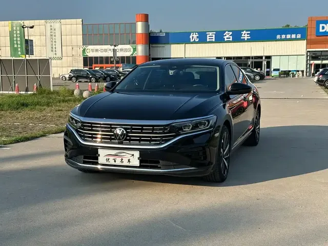 Volkswagen Passat 2023 330TSI Luxury Edition