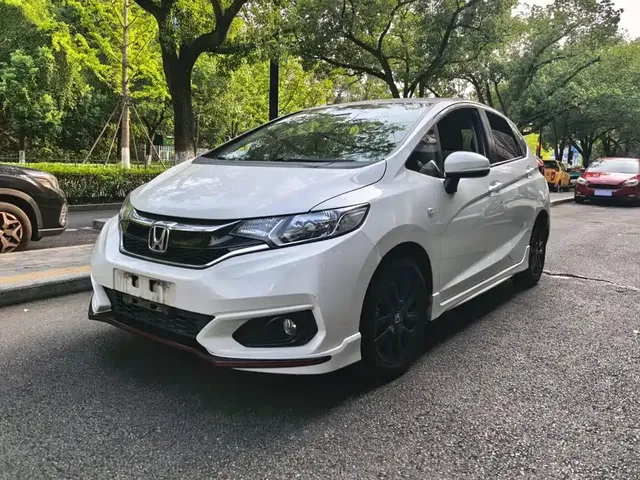 Honda Fit 2018 1.5L CVT Sport Edition