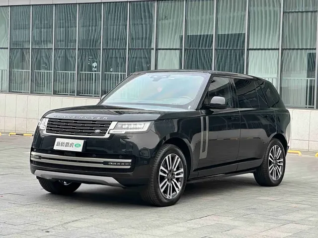 Land Rover Range Rover 2023 3.0 L6 400PS Golden Age Long Wheelbase
