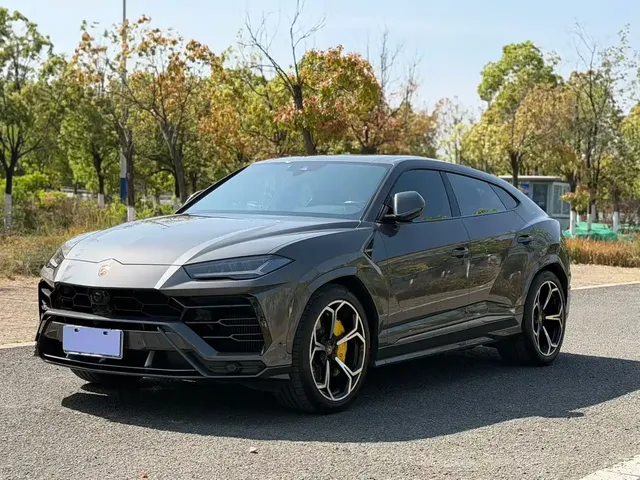 Lamborghini Urus 2021 4.0T V8