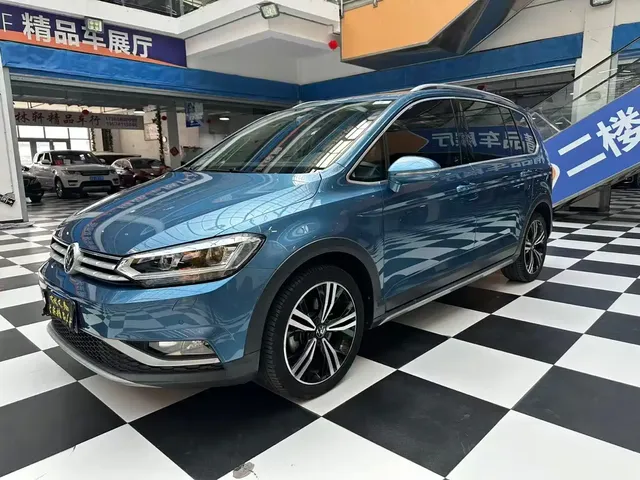 Volkswagen Touran 2021 Touran L 280TSI DSG Cross Edition 7-seater