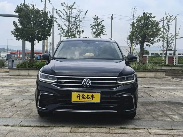 Volkswagen Tiguan L 2022 330TSI Auto 2WD R-Line Premium Edition