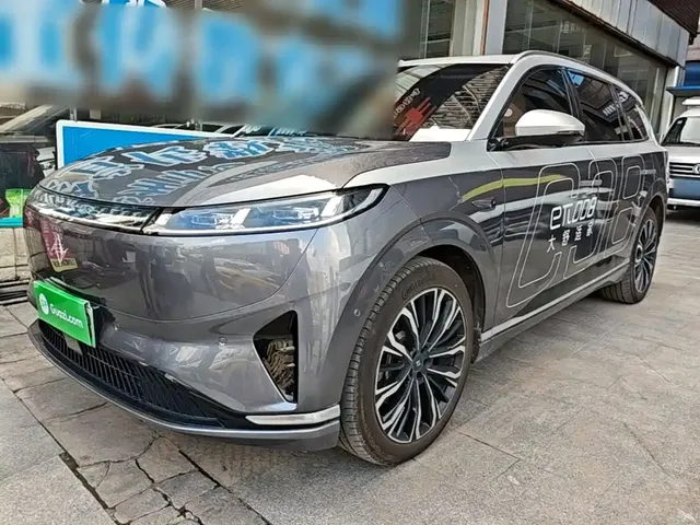 Dongfeng Yipai eπ008 2026 6-seater Pure Electric Family Edition