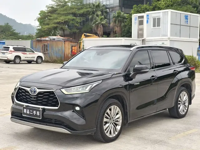 Toyota Highlander 2022 Dual Engine 2.5L 4WD Supreme Edition 7-Seater