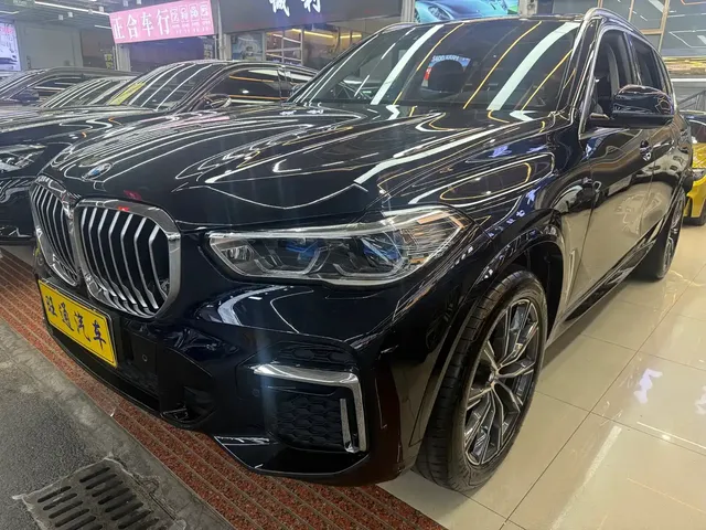 BMW X5 2022 xDrive 30Li Premium M Sport Package