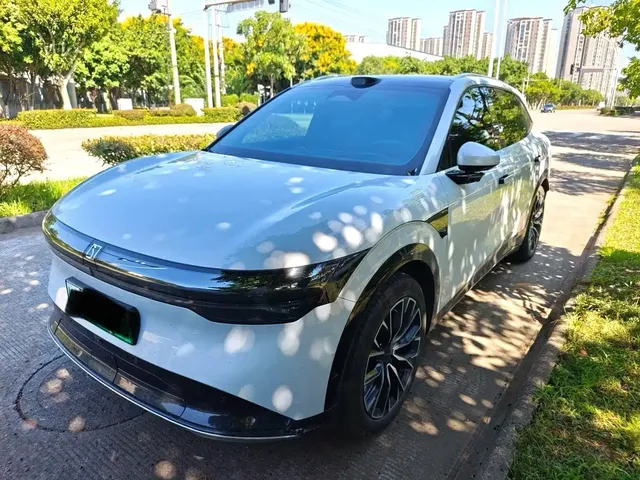 ZEEKR 7X 2026 Model 75kWh RWD Smart Driving Edition