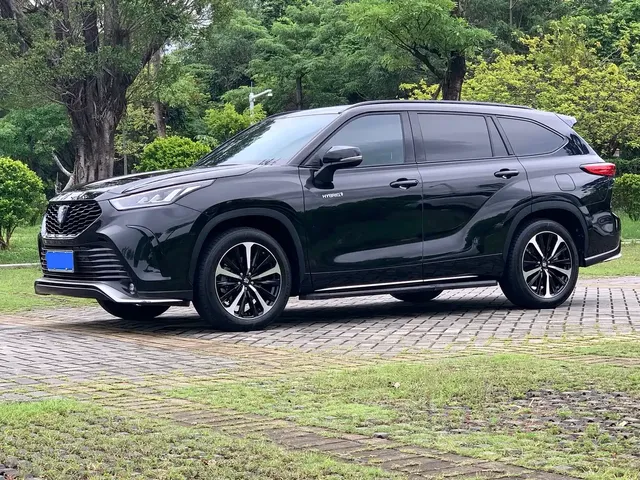 Toyota Crown Kluger 2022 2.5L HEV 4WD Premium Edition