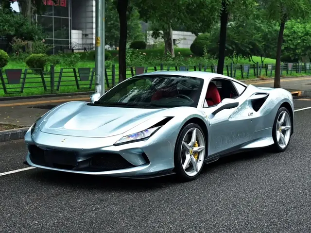 Ferrari F8 2019 Tributo 3.9T V8