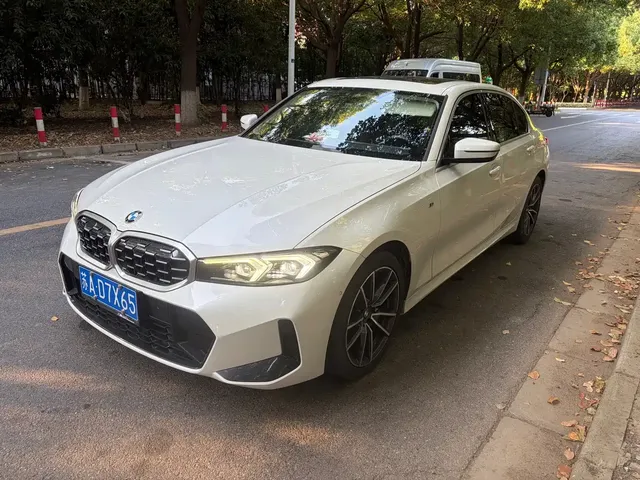 BMW 3 Series 2023 325Li M Sport Package