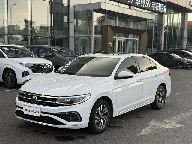 Volkswagen Bora 2023 200TSI DSG Smart Edition