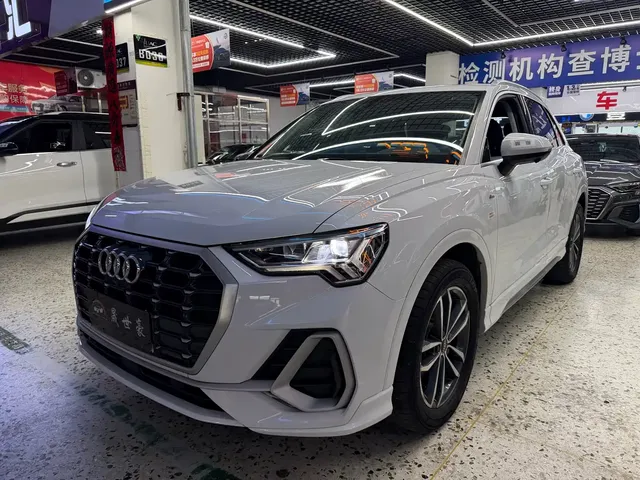 Audi Q3 2022 35 TFSI Progressive Dynamic