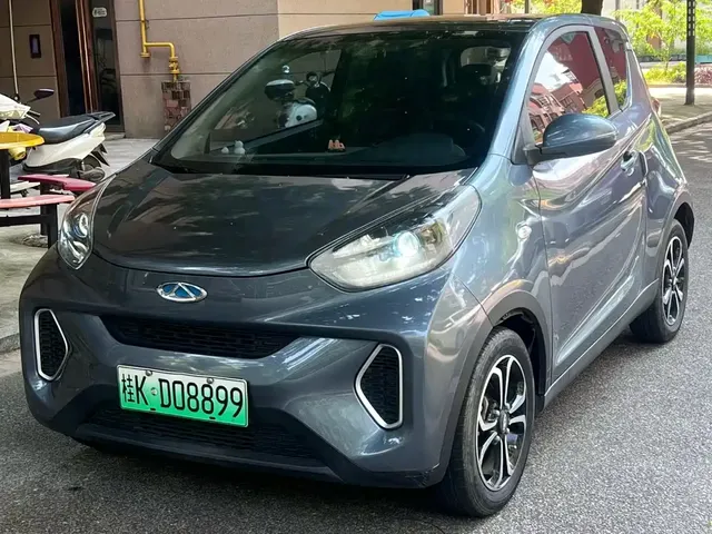 QQ New Energy Little Ant 2019 4-Seater Smart Enjoy Edition 35kWh