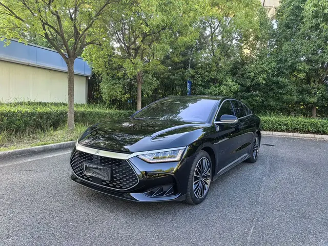 BYD Han 2023 DM-i Champion Edition 121KM Honor
