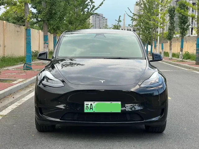 Tesla Model Y 2022 Facelift Rear-Wheel Drive Version