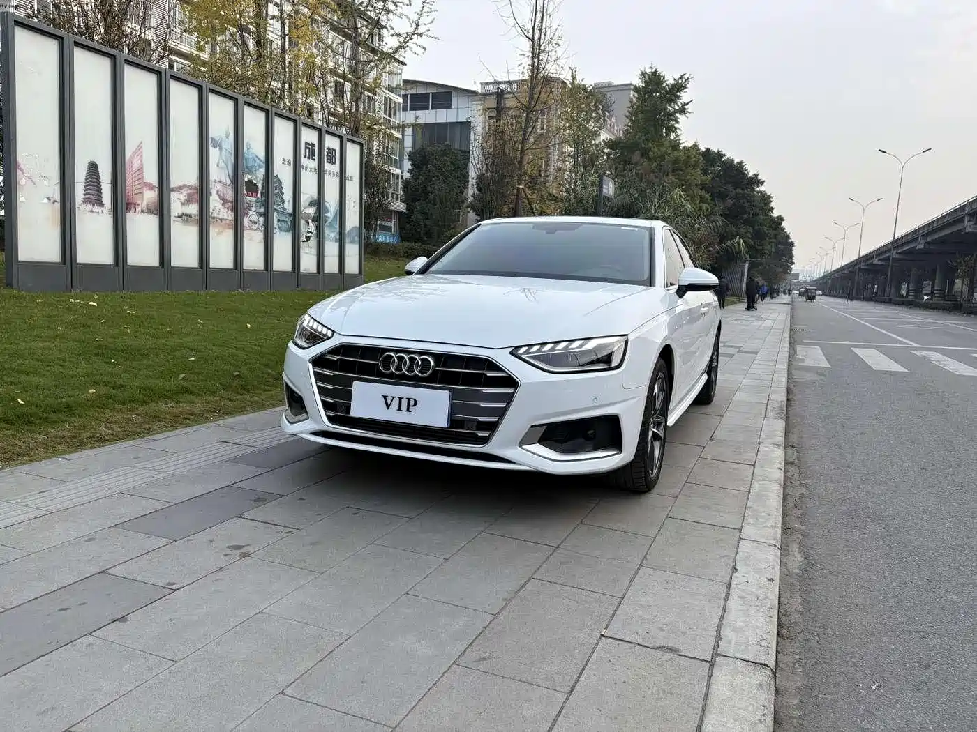 Audi A4L 2020 40 TFSI Fashion Dynamic Edition