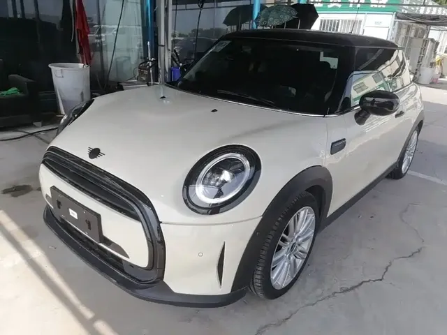 MINI MINI 2023 1.5T COOPER Artist