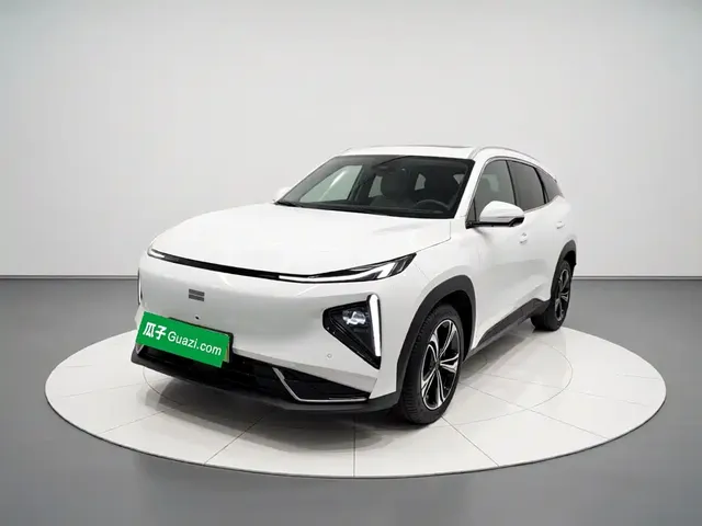 Geely Galaxy L7 2025 EM-i 115km Explorer+ Edition