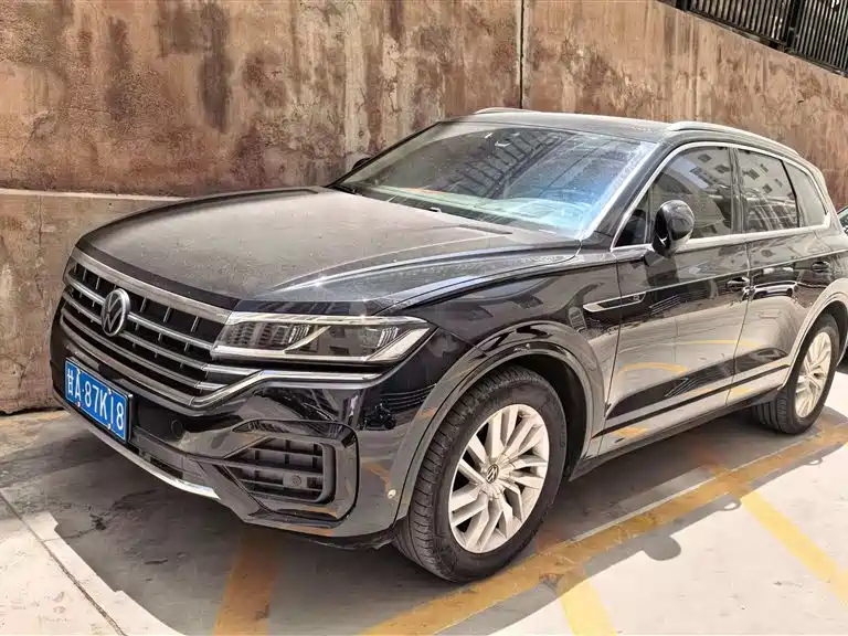 Volkswagen Touareg 2023 2.0TSI R-Line Edition