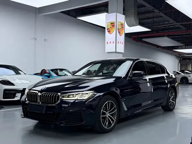 BMW 5 Series 2021 525Li M Sport Package