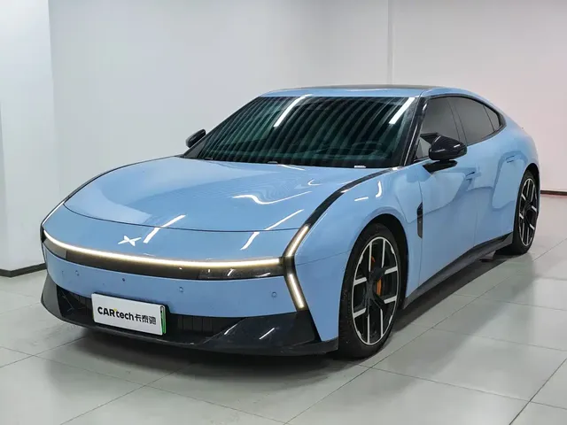 XPeng P7 2025 702km Long Range Edition