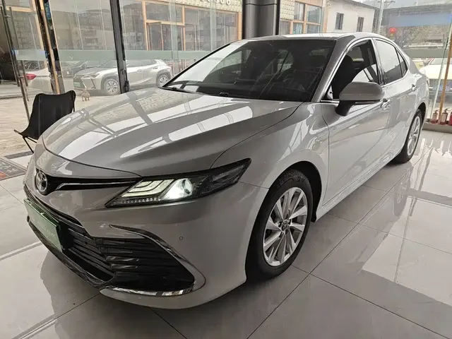 Toyota Camry 2021 2.0G Luxury Edition
