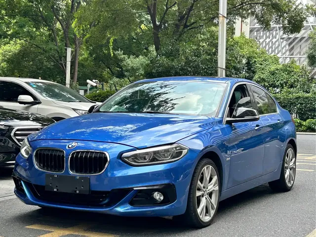 BMW 1 Series 2018 120i Design Package