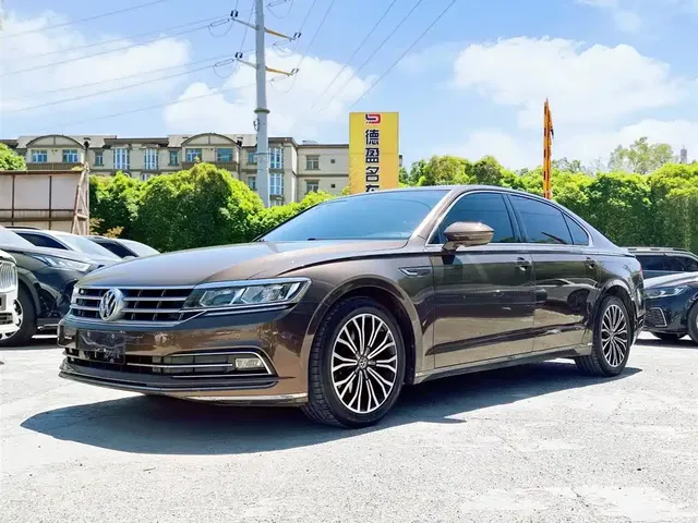 Volkswagen Phideon 2018 Facelift 380TSI FWD Business
