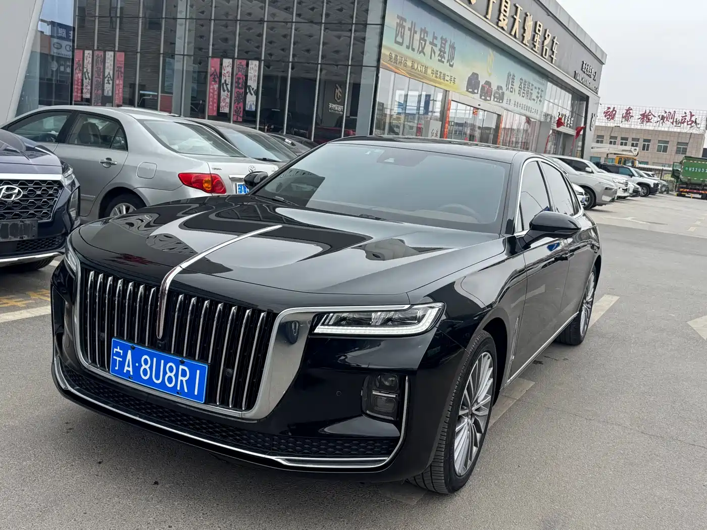Hongqi H9 2020 2.0T Smart Connection Qi Xiang Edition