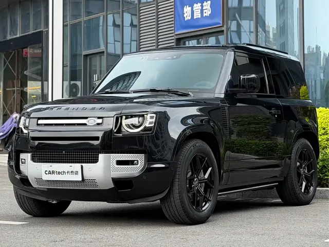 Land Rover Defender 2022 Model 90 3.0T P400 XS