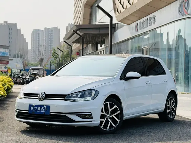 Volkswagen Golf 2020 Beloved Edition 280TSI DSG Comfort