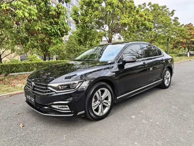 Volkswagen Magotan 2023 2 Million Units Commemorative Edition 280TSI DSG Comfort