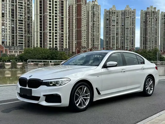 BMW 5 Series 2020 525Li M Sport Package