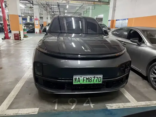 Li Auto Li L8 2023 Air