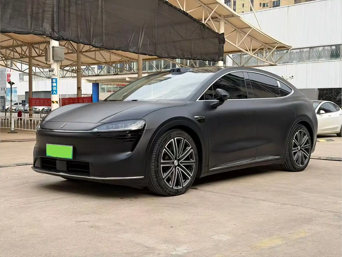 Zhijie Luxeed R7 2024 Pure Electric 802km Max