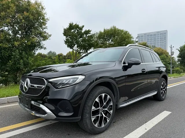Mercedes-Benz GLC 2023 GLC 260 L 4MATIC Sport 5-seater