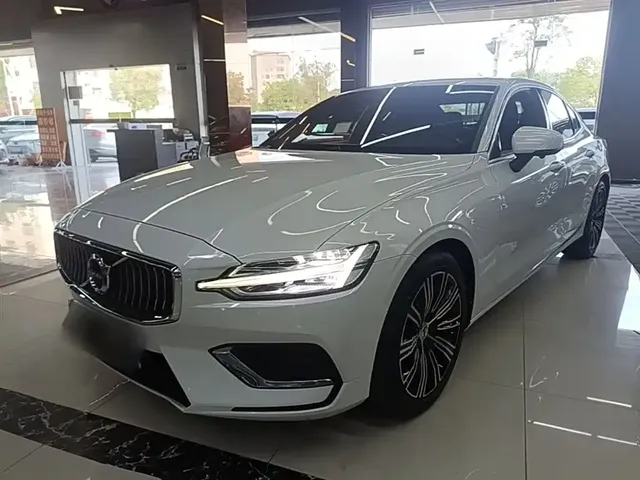 Volvo S60 2022 B4 Smart Vision Luxury Edition