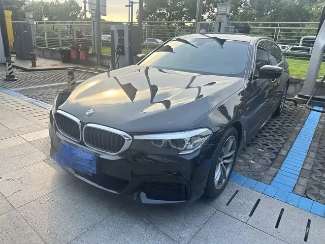 BMW 5 Series 2020 525Li M Sport Package