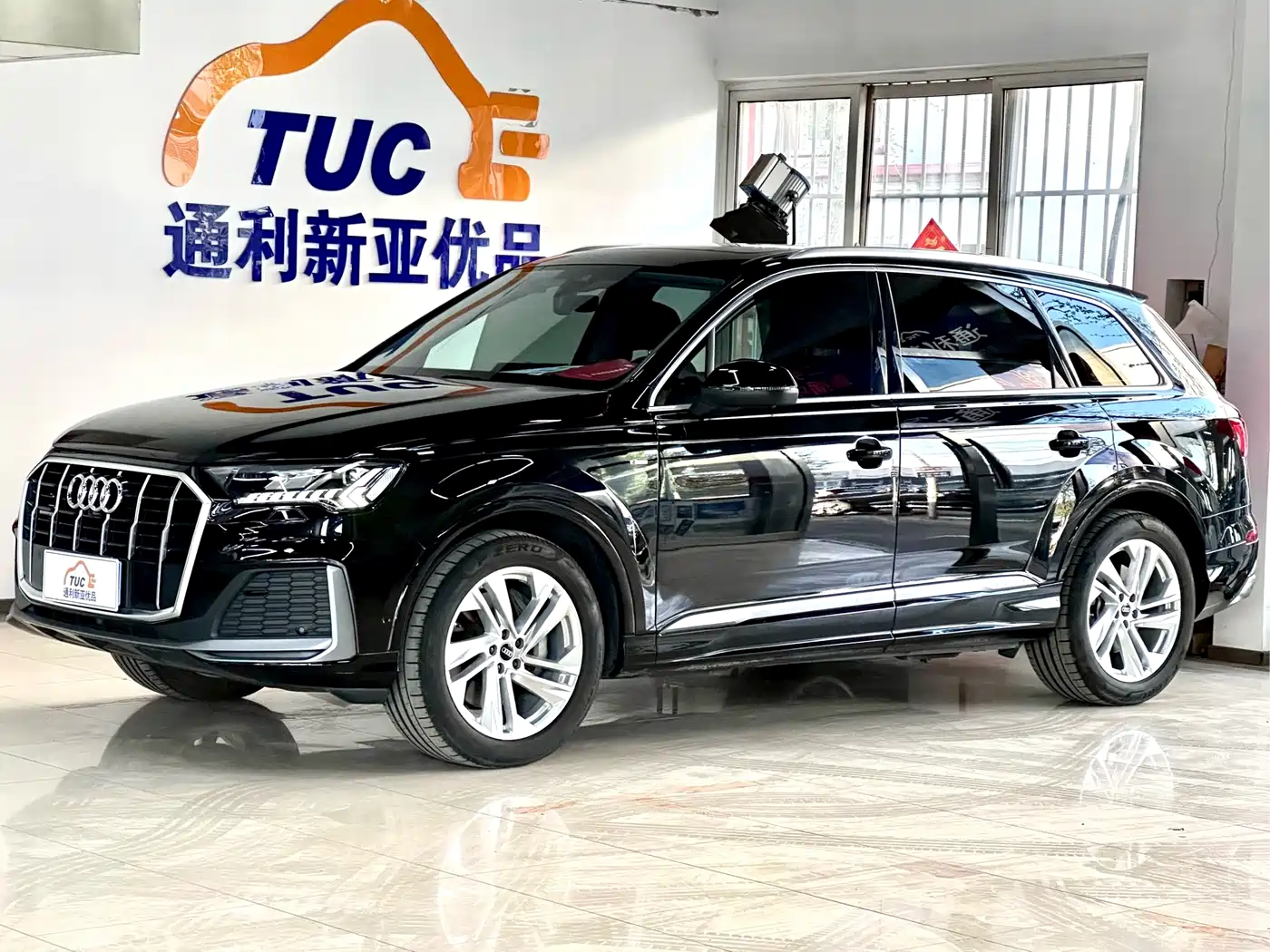 Audi Q7 2023 45 TFSI quattro S line Sport