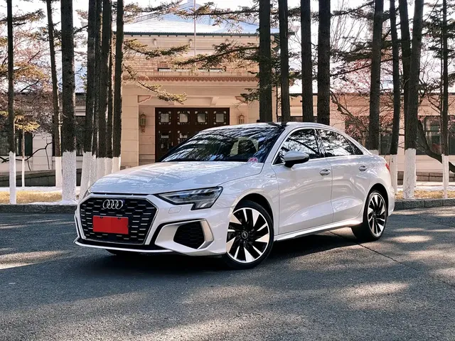 Audi A3 2024 Model A3L Limousine 35 TFSI Fashion Sport
