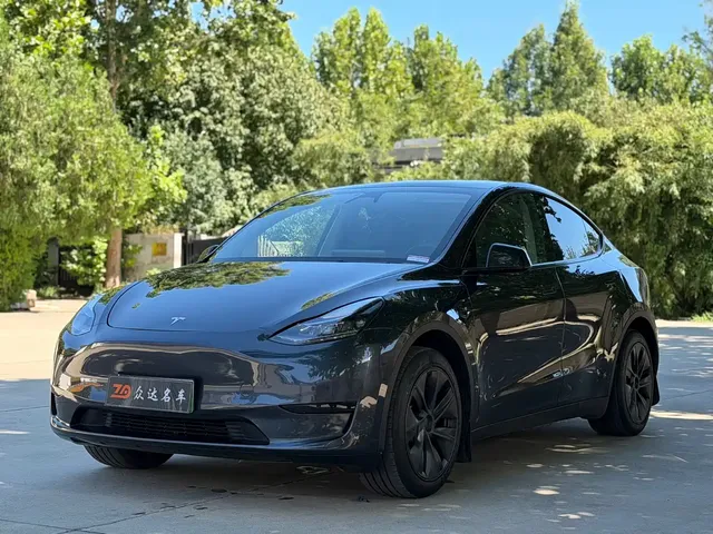 Tesla Model Y 2024 Rear-Wheel Drive Version