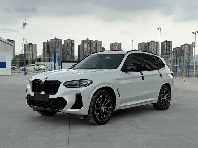 BMW X3 2023 xDrive30i Leading M Night Package