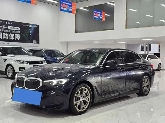 BMW i3 2025 eDrive 35 L